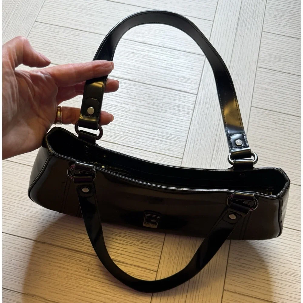 Guess Patent Faux Leather Black Y2k Double Handle Shoulder Bag Zip Close Boho